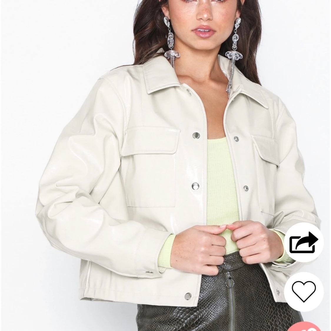 Jacka Nelly storlek 38