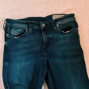 Blåa jeans från diesel - Fint skick, frakt tillkommer.