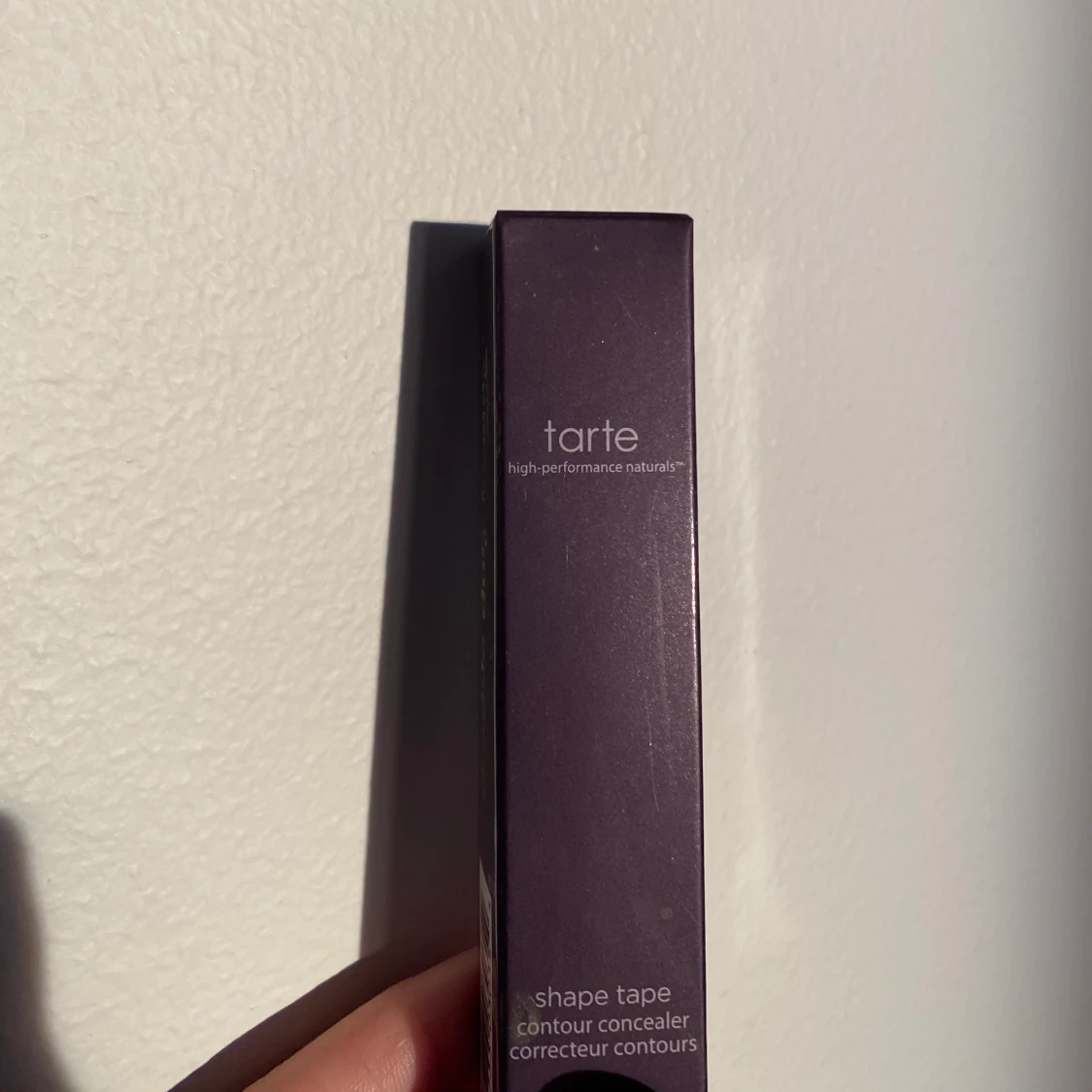 Shape tape concealer oanvänd