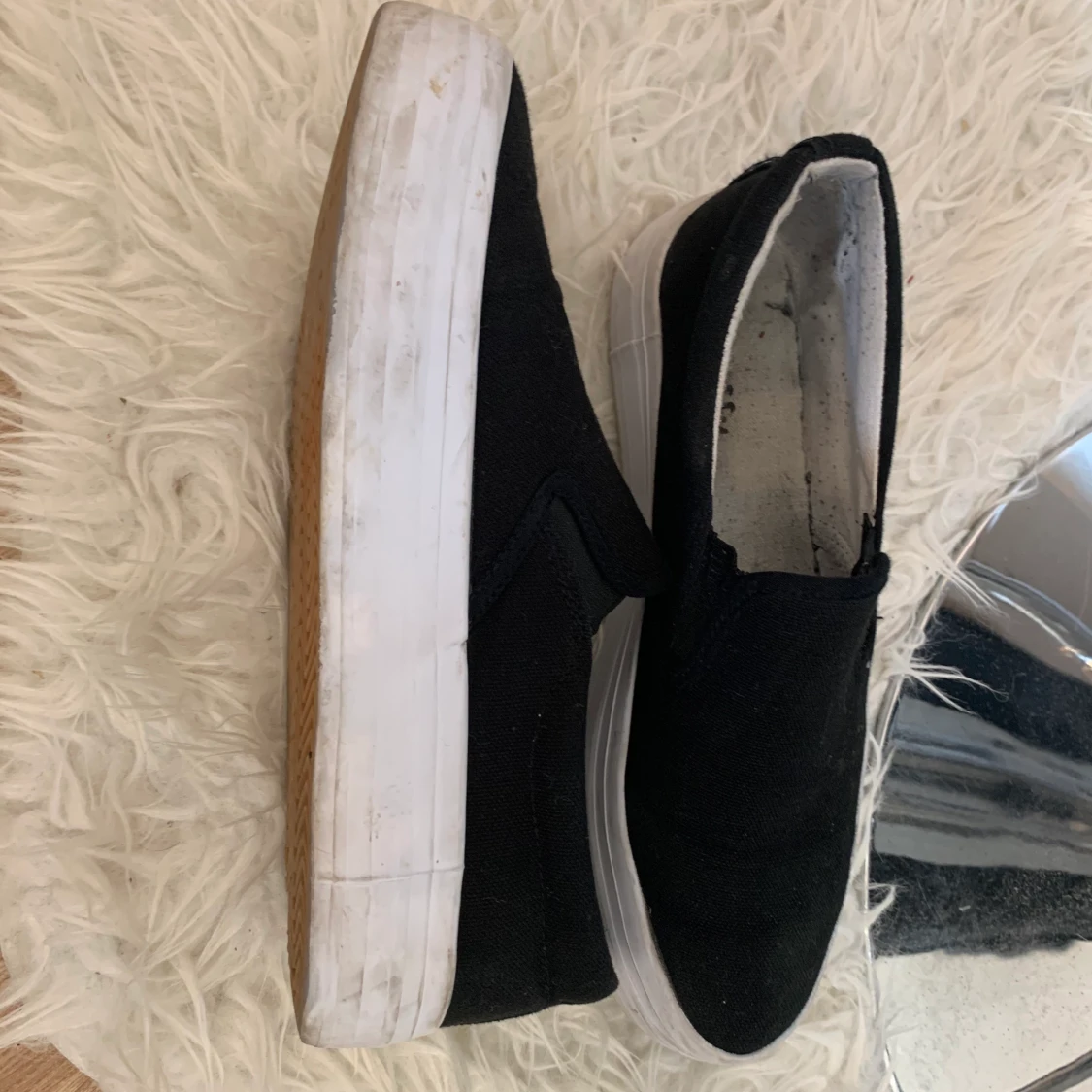 Duffy Sneakers  - 90