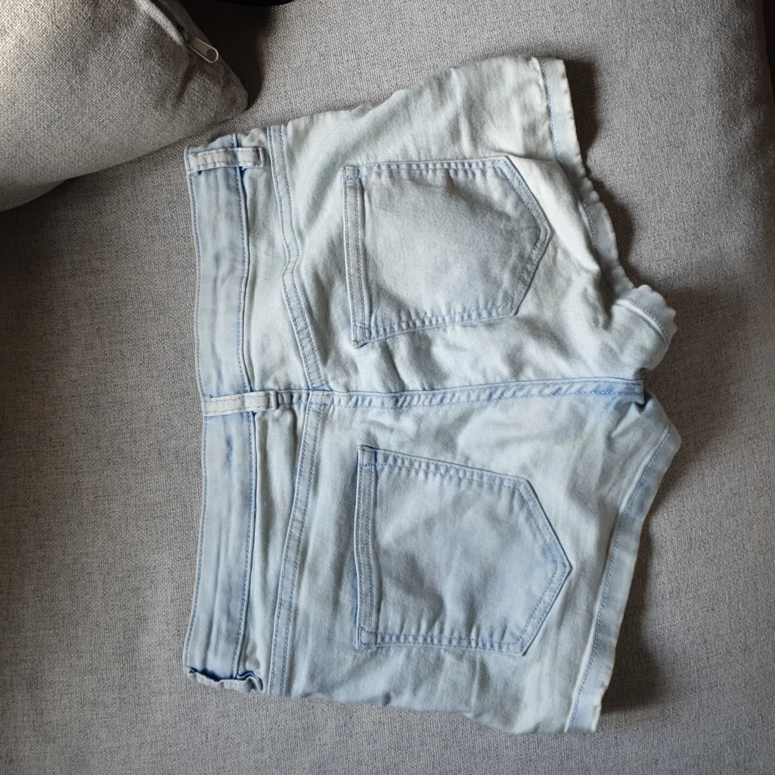Jeansshorts från hm - 90