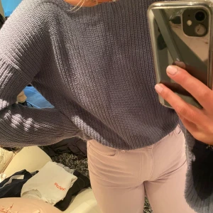 Stickad tröja - Blå stickad tröja från Nakd. Super fin men får tyvärr inte användning av den längre