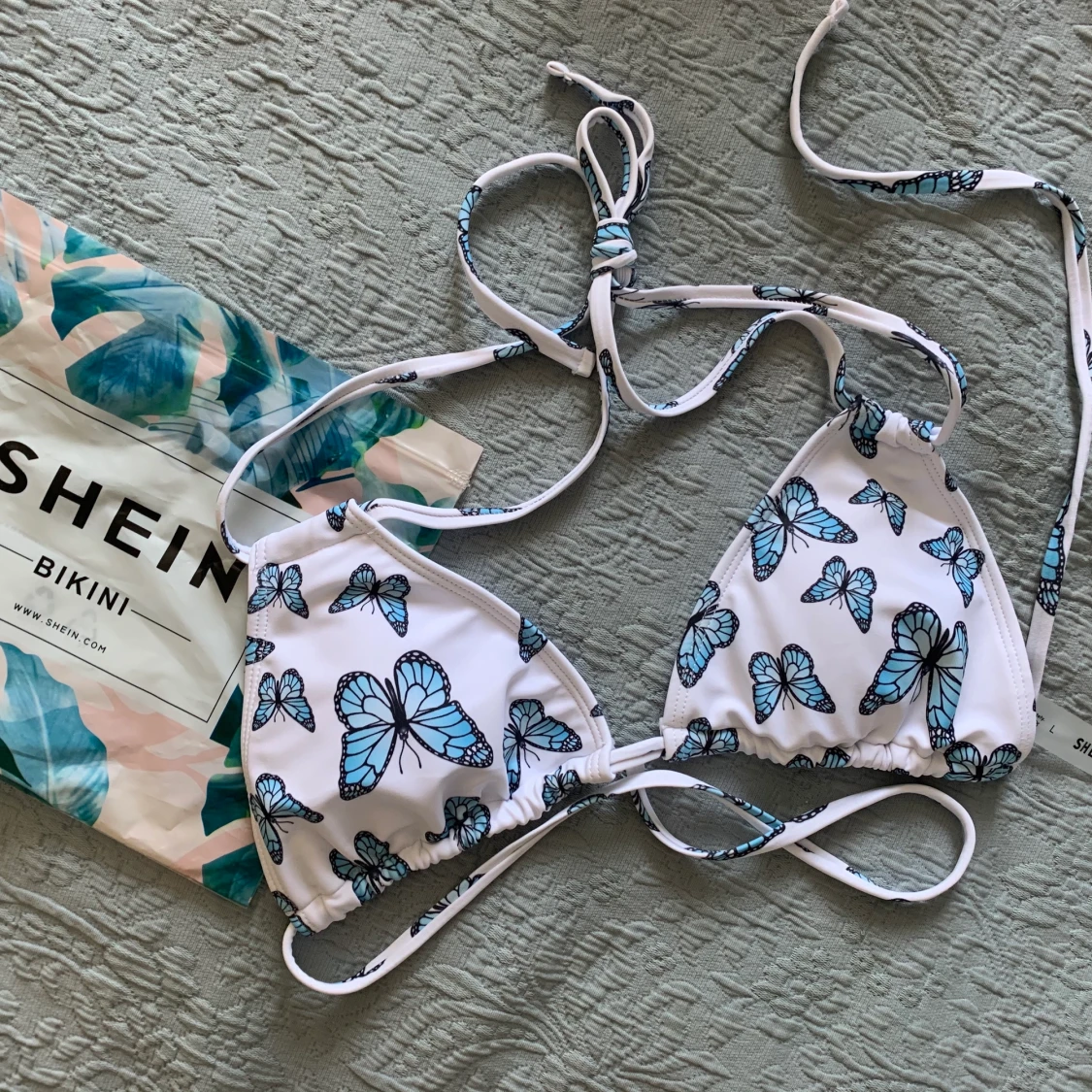 Aldrig använd bikinitopp