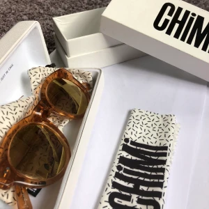Chimi eyewear peach - Säljer använda chimi eyewear. Bra skick! #003 peach