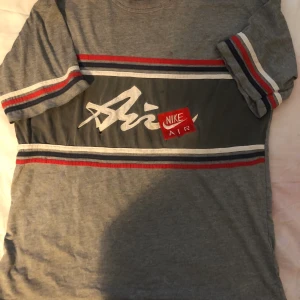 Oversize Nike vintage tshirt - Oversize vintage Nike air Max T-shirt storlek M-L