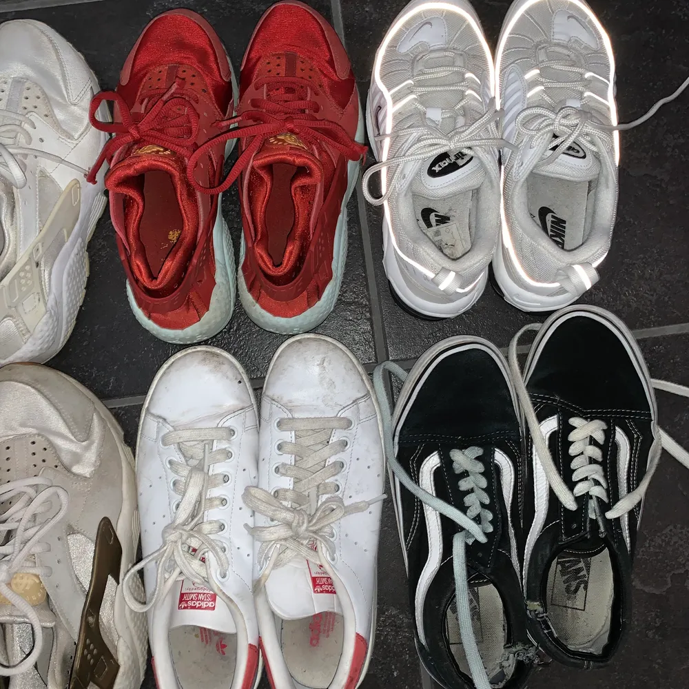 Massa olika skor, olika använda och i storlekarna 37-40, hör av dig med frågor! . Skor.