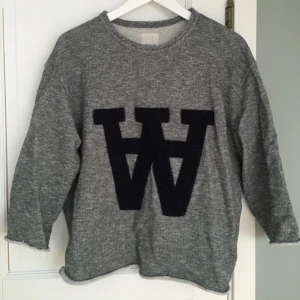  - Woodwood sweater, sz s.