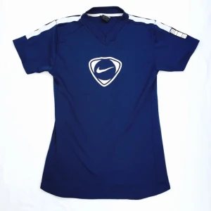  - Nike sport t-shirt!