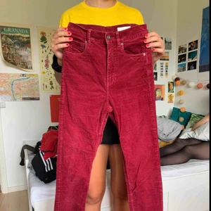  - Manchesterbyxor från Monki 