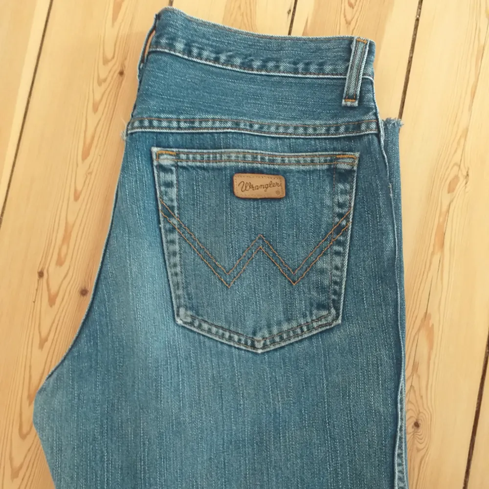 Vintage jeans från Wrangler 100 % bomull.. Jeans & Byxor.