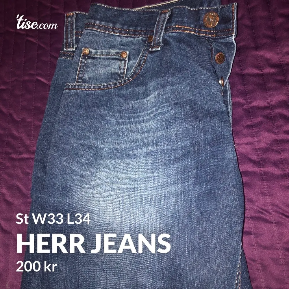 Säljer ett par herr jeans som är i nyskick, st 33 runt midjan vilket motsvarar st M, för med bilder skriv . Jeans & Byxor.