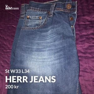 Herr jeans  - Säljer ett par herr jeans som är i nyskick, st 33 runt midjan vilket motsvarar st M, för med bilder skriv 