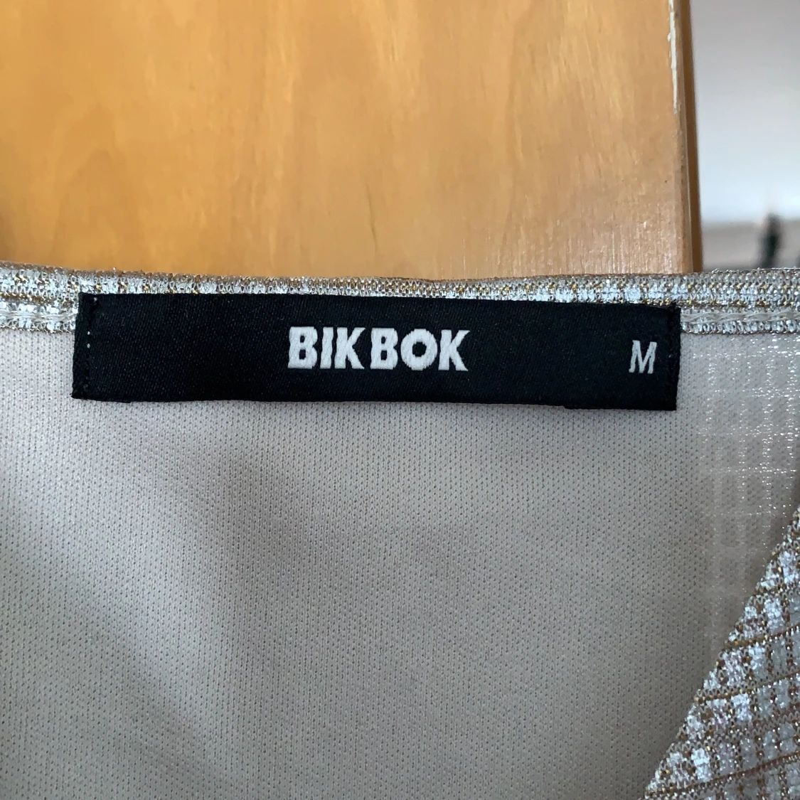 SILVRIG FESTTOPP - 91