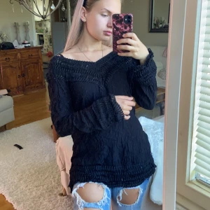 Tröja  - Lite sliten vid ärmarna