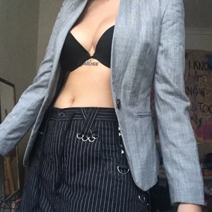 Kavaj 80 kr  - :) storlek s 