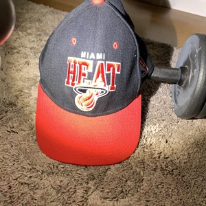 Keps  - Miami heat keps 