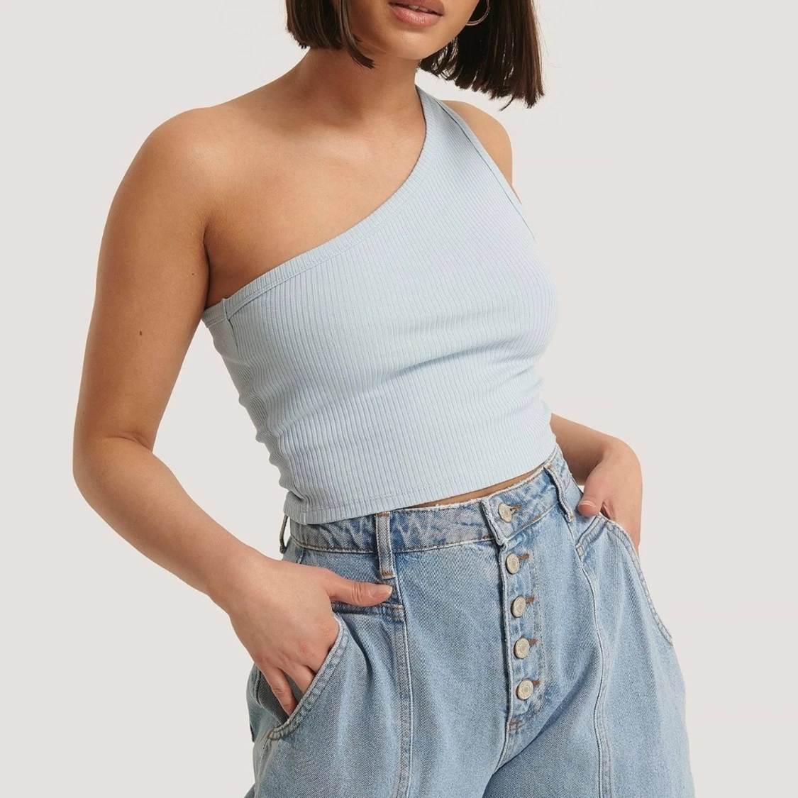 Offshoulder linne