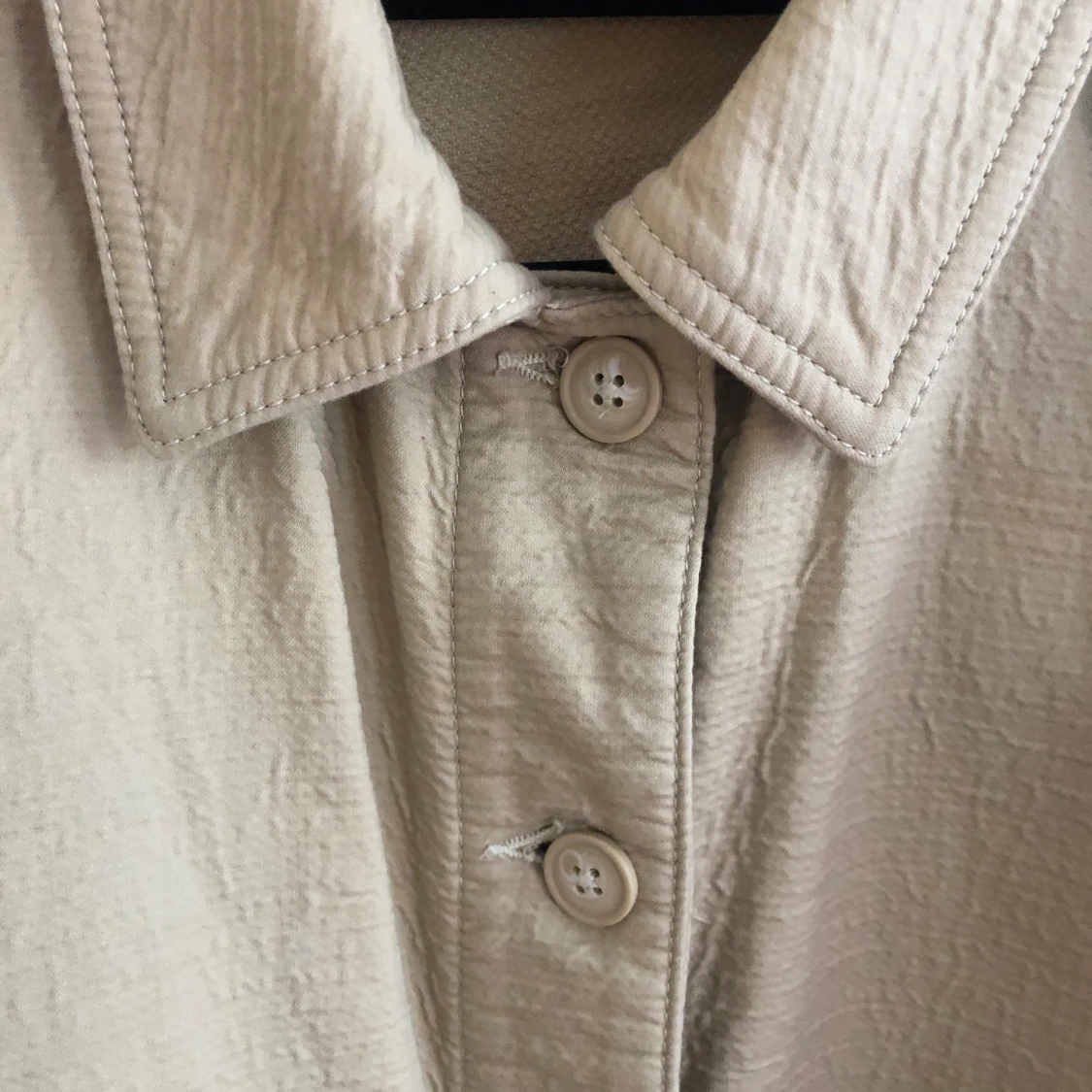 Beige jacka från weekday  - 90