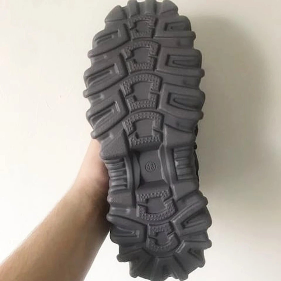 Chunky Sneakers  - 91