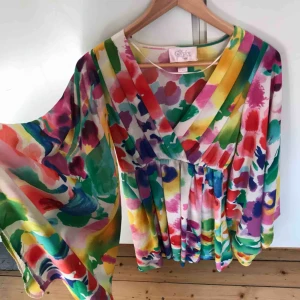  - Tunika i polyester från H&M garden collection