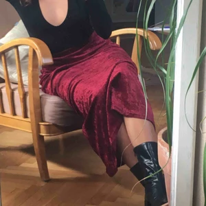  - säljer rolig långkjol 