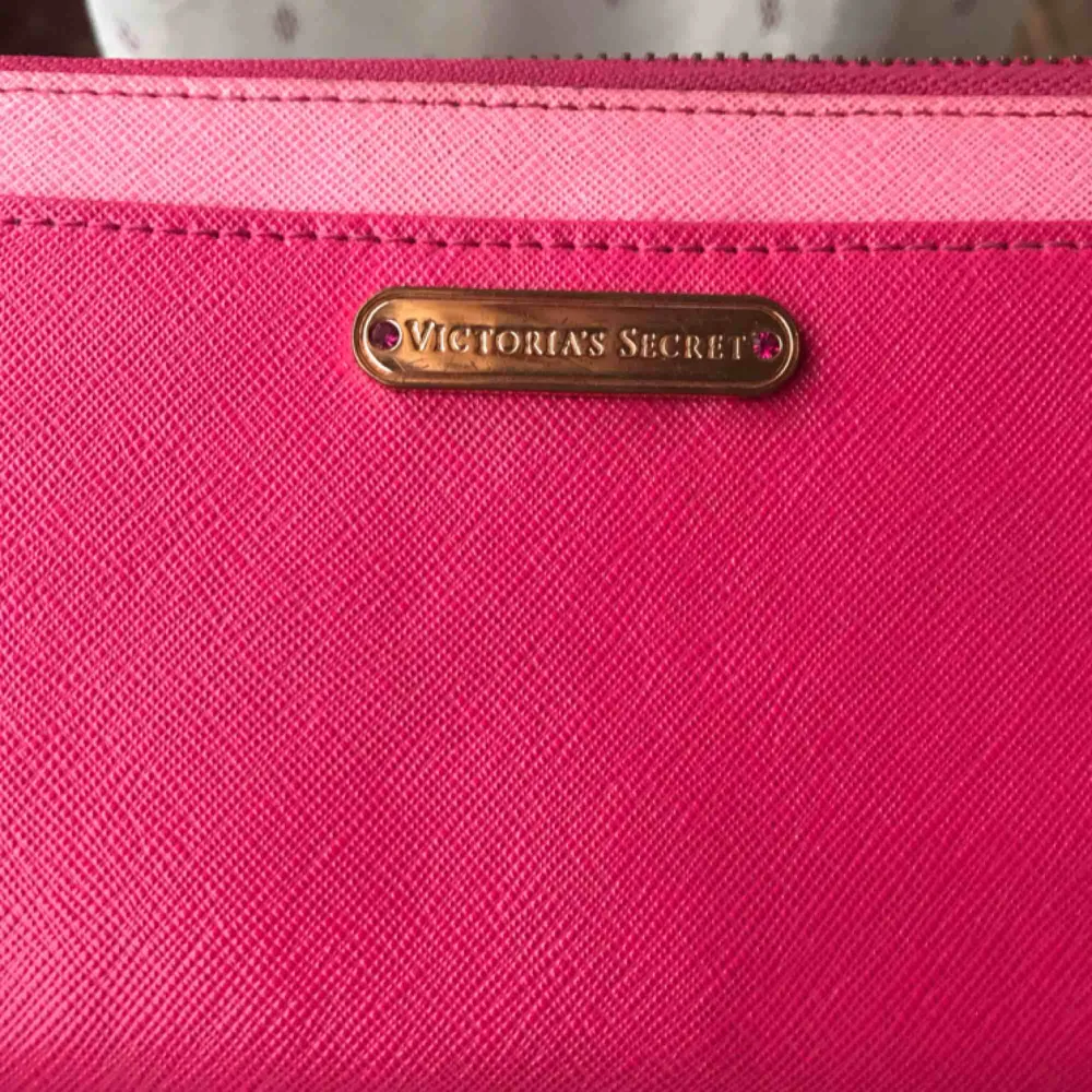 Rosa plånbok, vintage. Accessoarer.