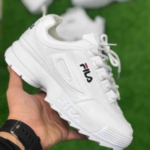  - Fila skor oanvända 