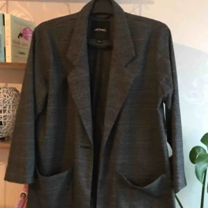  - fin kappa från monki ! 