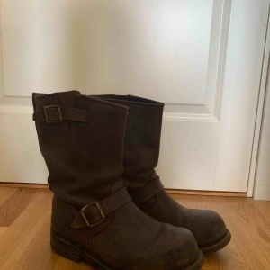  - Primeboots i använt med fint skick.  Stl 40  Pris: 500 + ev frakt