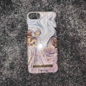  - Från ideal of Sweden, ny skick, passar inte min mobil längre, 50kr + frakt, passar en iPhone 7 o 8