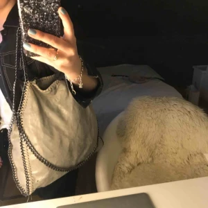  - Väska från Helene Torsgårdens webbshop, rymlig och bra skick! 💓