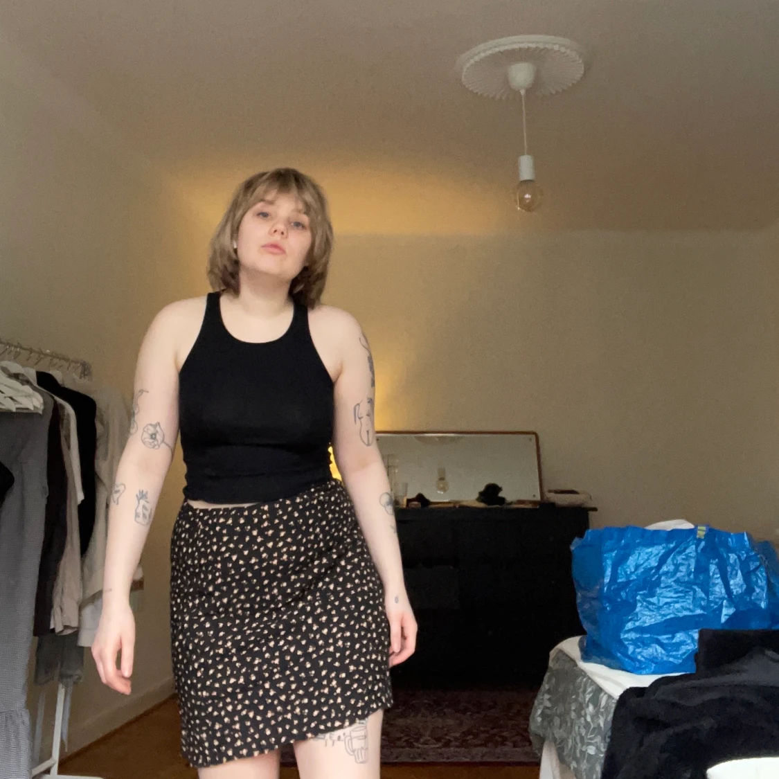 Fin svart slipkjol - 90