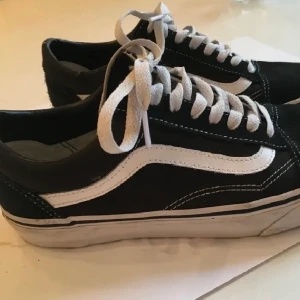 Vans - Säljer mina vans som jag knappt använt💞Nypriset är 800 kr