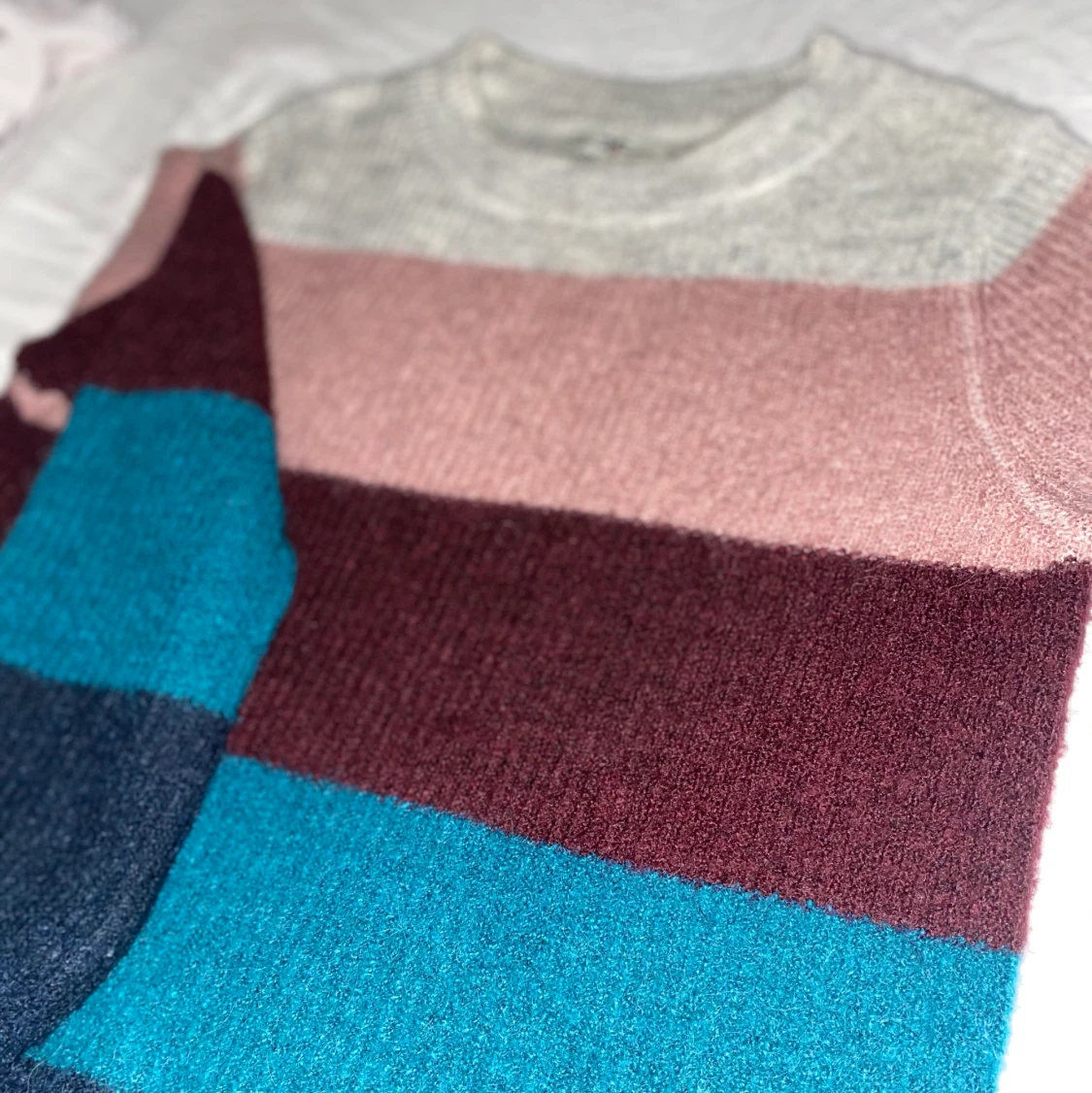 Stickad träja från KappAhl i storlek S - 90