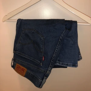 Levis Jeans - Blåa Levis jeans 