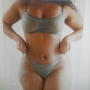 Lounge underwear  - Har detta khaki set i storlek XS (det är string trosor) som troligtvis inte kommer till användning. (Helt nytt aldrig använt) Säljer det för 366 kr (ink frakt) 😊✨