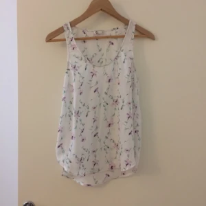  - Linne från Cubus , använt 1 gång så som nytt 