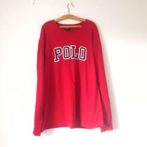  - Skön tröja i fint skick från Polo by Ralph Lauren.