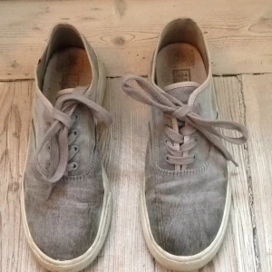  - Silver coloured platform sneakers 