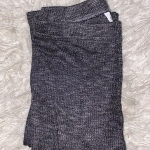 byxor - byxor från kapphal  strl 152 bootcut byxor skriv privat för fler bilder 10kr