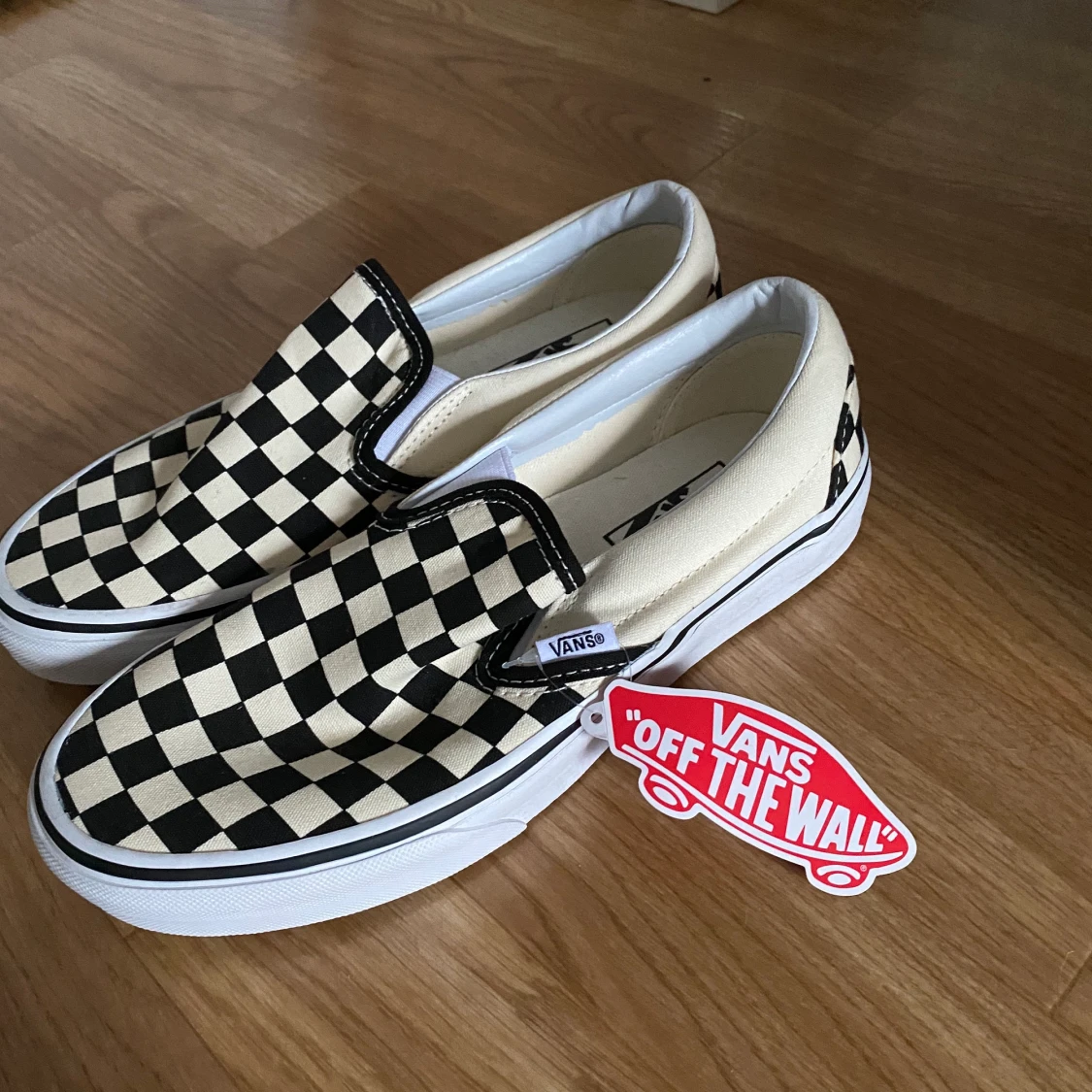 Vans, 38