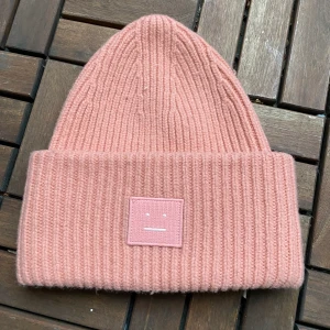 Acnemössa - Frakt 60kr tillkommer💕