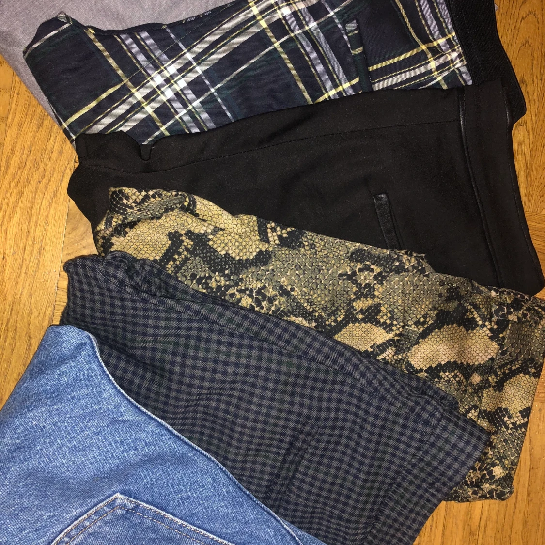 6st byxor för 150kr - 90