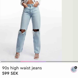  - Supersnygga jeans aldirg använda pga fel strl säljes vid snabb affär. FRAKT TILLKOMMER INTE