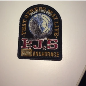  - Säljer min gamla pjs patch pga har bytt till röd