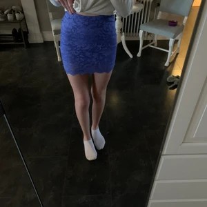 Blå kjol - Fin blå kjol från bik bok