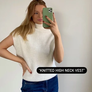 Stickad väst NAKD - Endast testad. XS men oversize