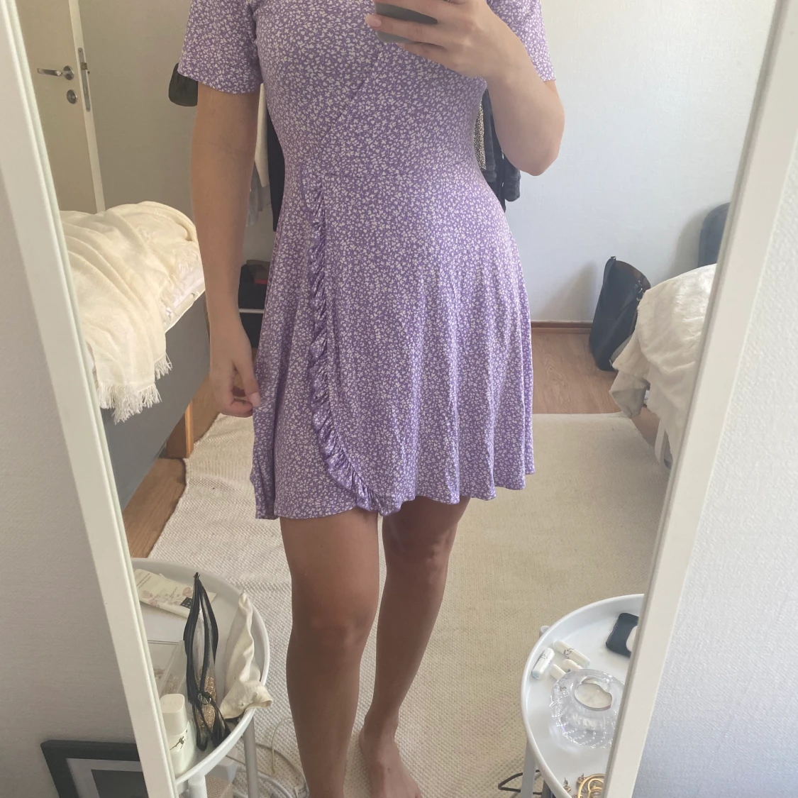 Lilablommig klänning 