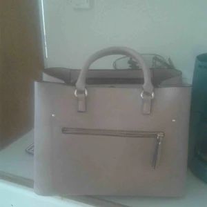  - Handväska mycket bra skick