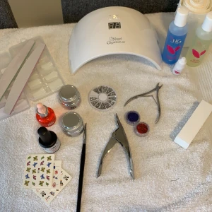 Nagelkit - Komplett nagelkit endast testat, nypris 1200